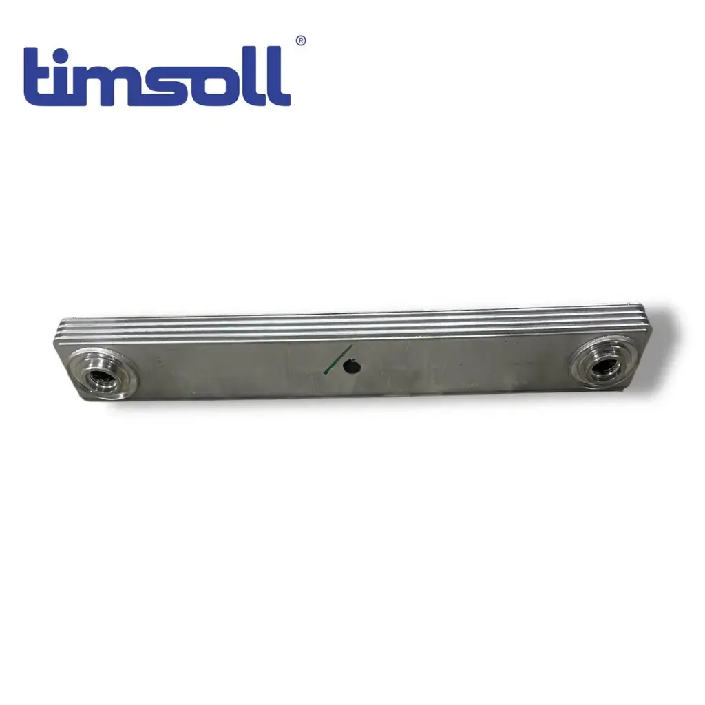 ONIX TRACKER 2 OXLAJDENIYA RADIATOR KOM ZAVOD (789885)